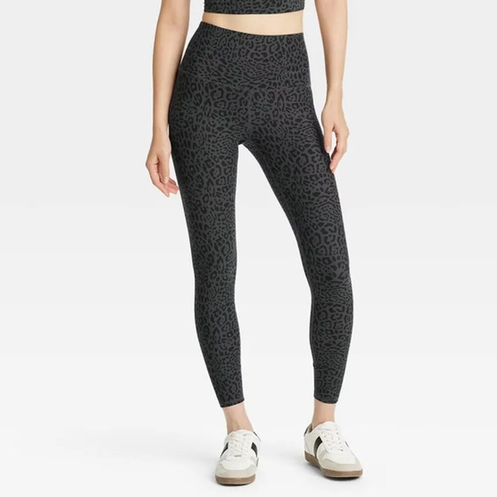 Joy Lab Leopard Print High-Rise Leggings & Longline Bra Size XL New Black & Gray